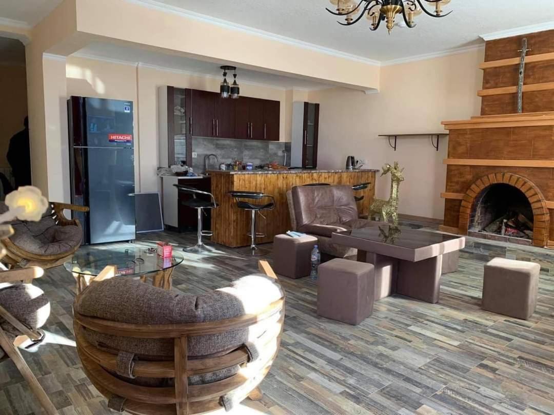 Bismillah Hotel And Restaurent غودوري المظهر الخارجي الصورة