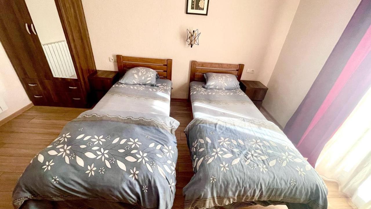 Bismillah Hotel And Restaurent غودوري المظهر الخارجي الصورة
