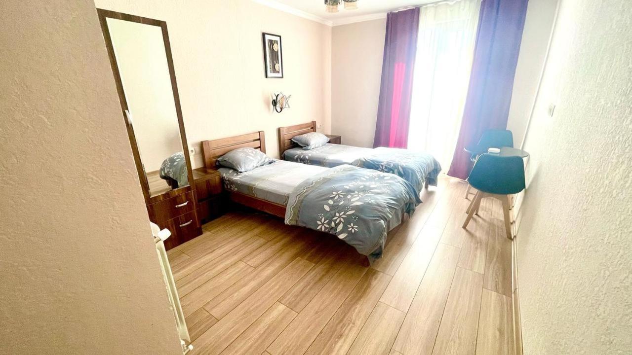 Bismillah Hotel And Restaurent غودوري المظهر الخارجي الصورة